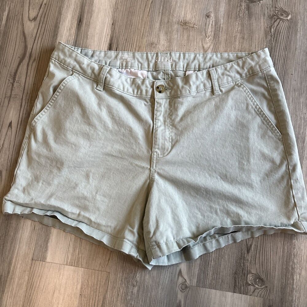 ANA A New Approach Shorts Women's 14 Mid Rise Twill 5" Inseam Light Sage Green